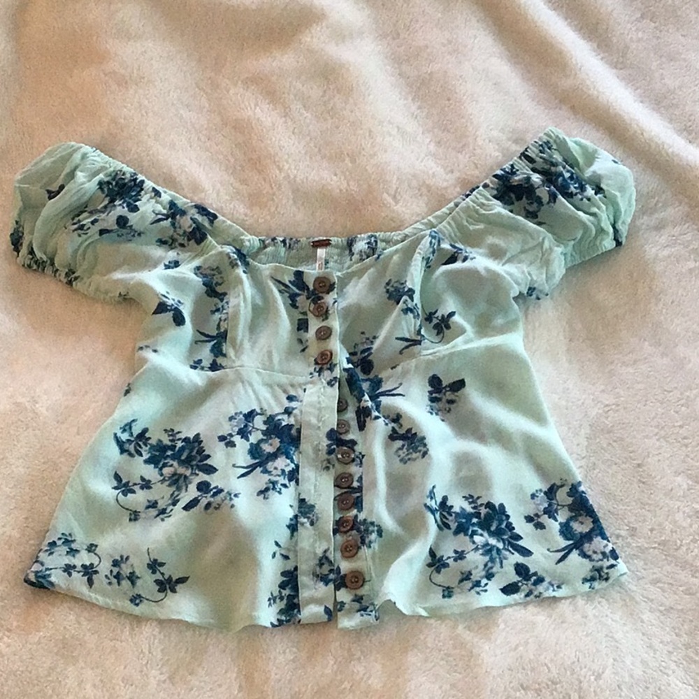 NWT Free People XS prettiest Top off the shoulder